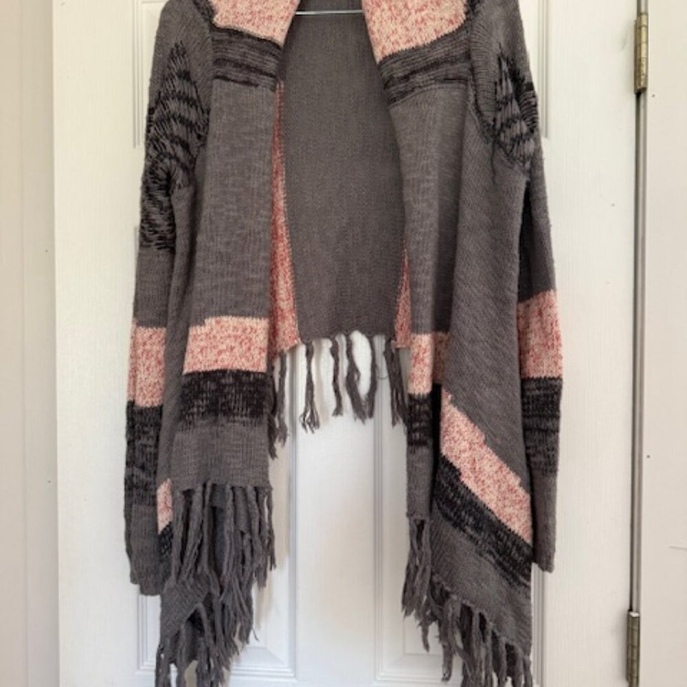 BKE (Buckle) Cardigan Sweater with Fringe Size S
